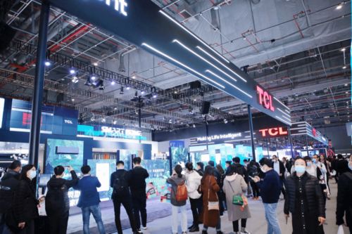 tcl发布游戏智屏c9,宣布与edg战队达成战略合作