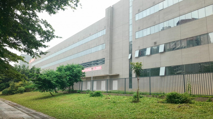 广东东莞:实拍松山湖第二大工厂,漫步者,你用过他们家产品吗?